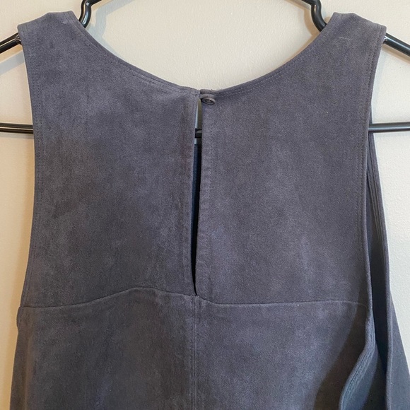 Aritzia Wilfred Ultrasuede Octave Crop Size L - Picture 5 of 9